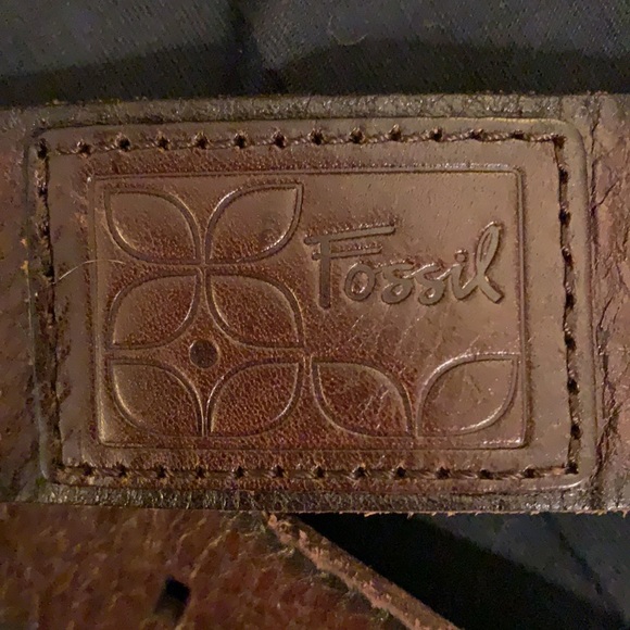 ๐ค FOSSIL Genuine Leather Belt ๐ค - Picture 4 of 4